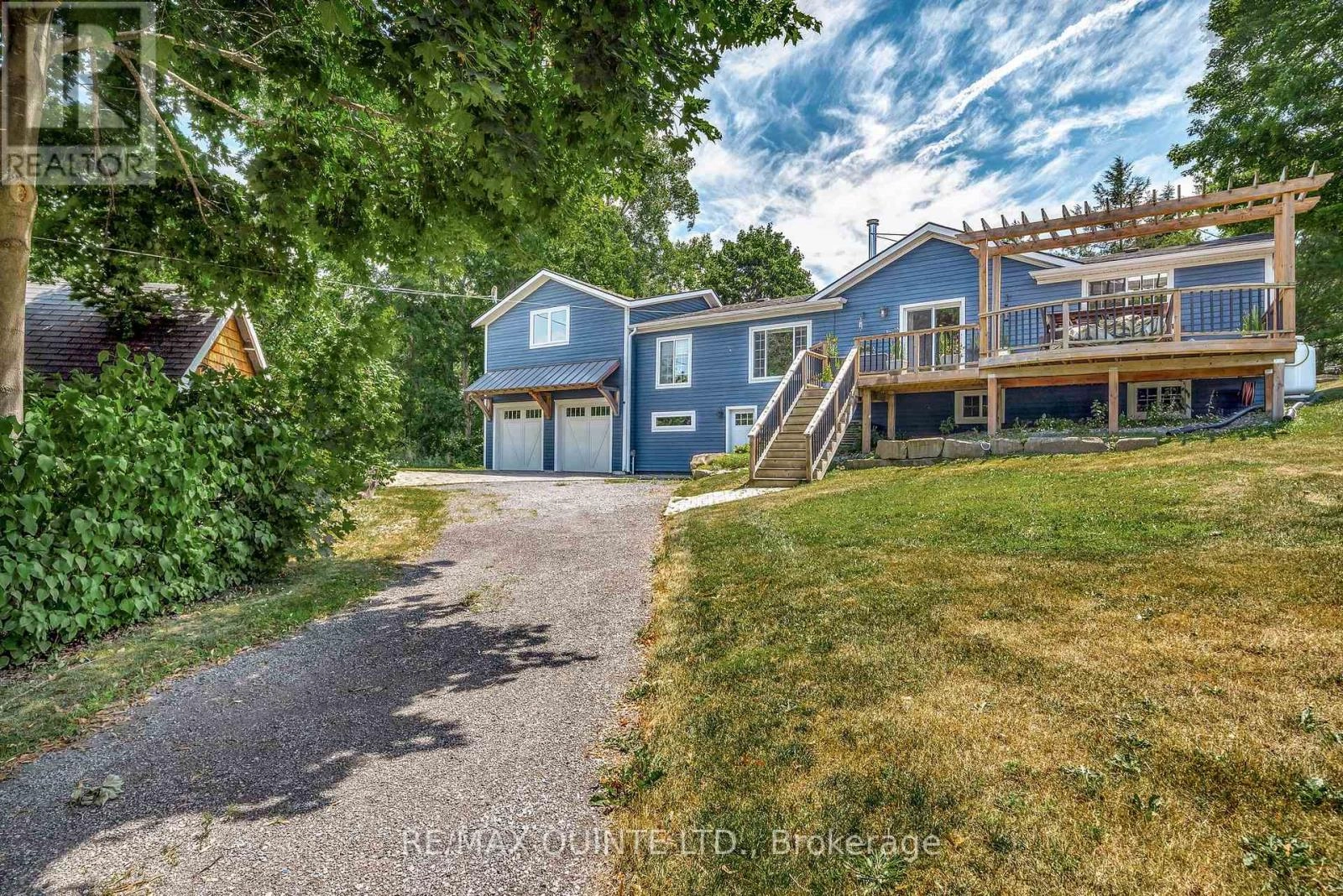 14 Eastern Avenue, Prince Edward County, Ontario  K8N 4Z1 - Photo 1 - X12273581
