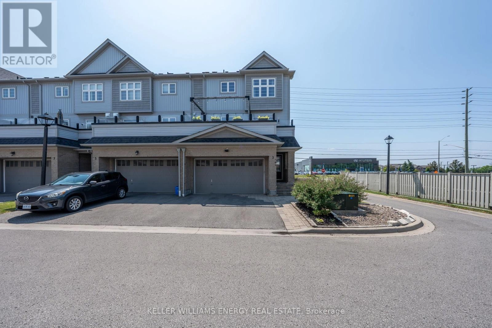 3 Cornerside Way, Whitby, Ontario  L1M 0L8 - Photo 2 - E12273848