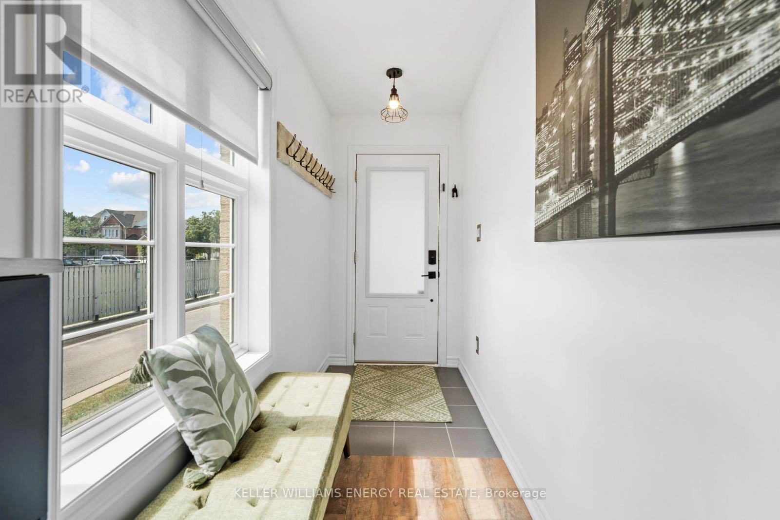 3 Cornerside Way, Whitby, Ontario  L1M 0L8 - Photo 3 - E12273848