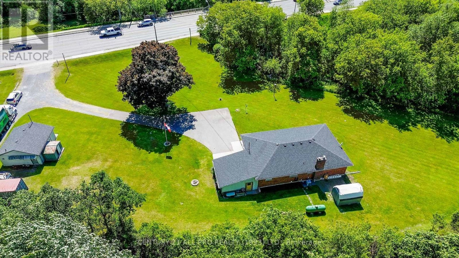 670 William Street, Cobourg, Ontario  K9A 3A5 - Photo 2 - X12210528