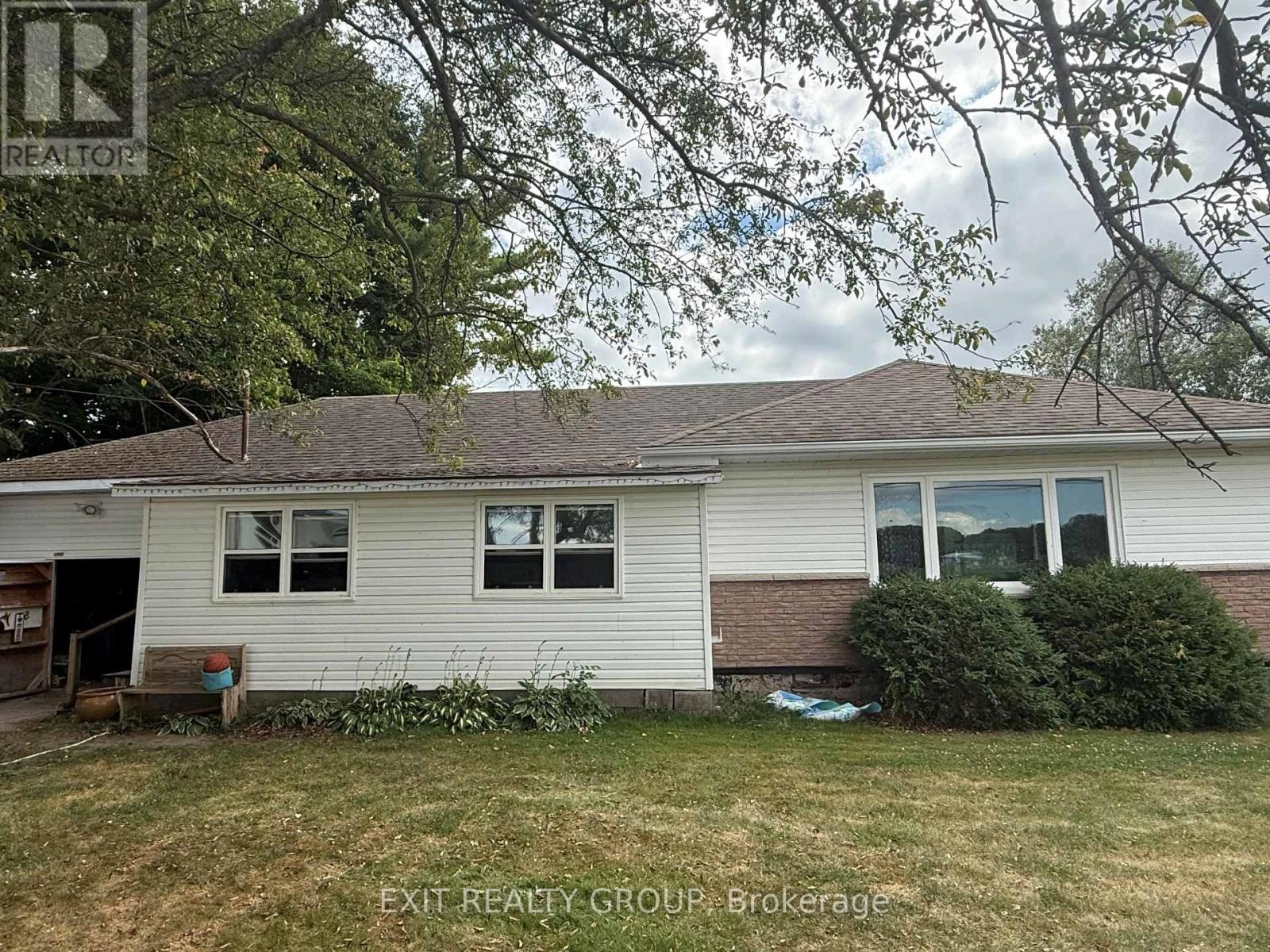 1126 County Rd 10, Prince Edward County, Ontario  K0K 2T0 - Photo 1 - X12274193