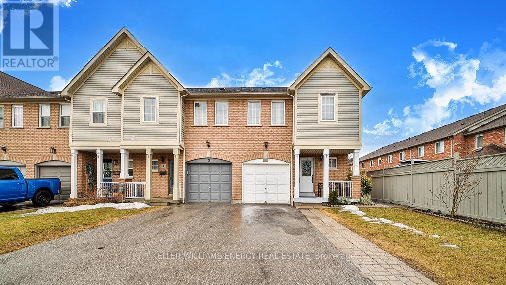 11 Plantation Court, Whitby, Ontario  L1P 1R2 - Photo 2 - E12274959