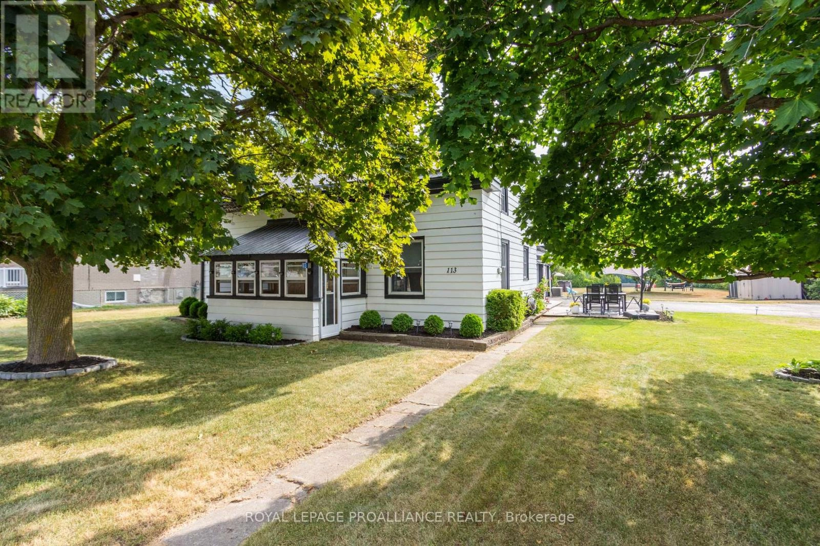 113 South Trent Street, Quinte West, Ontario  K0K 2C0 - Photo 1 - X12275250