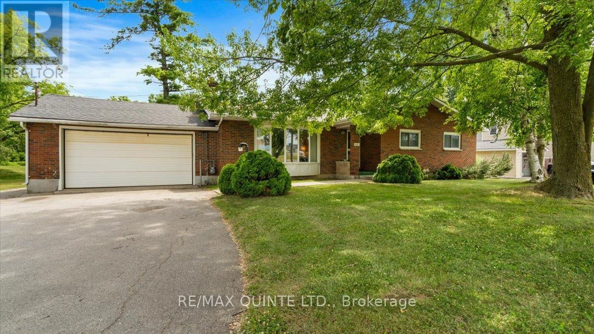 507 Dundas Street W, Belleville, Ontario  K8P 1B6 - Photo 1 - X12275576