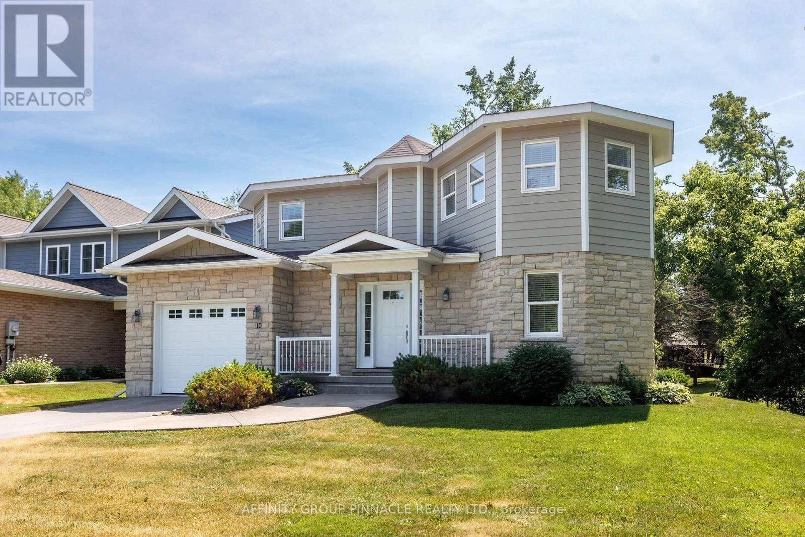 10 Deane Street, Kawartha Lakes, Ontario  K0M 1N0 - Photo 2 - X12275633