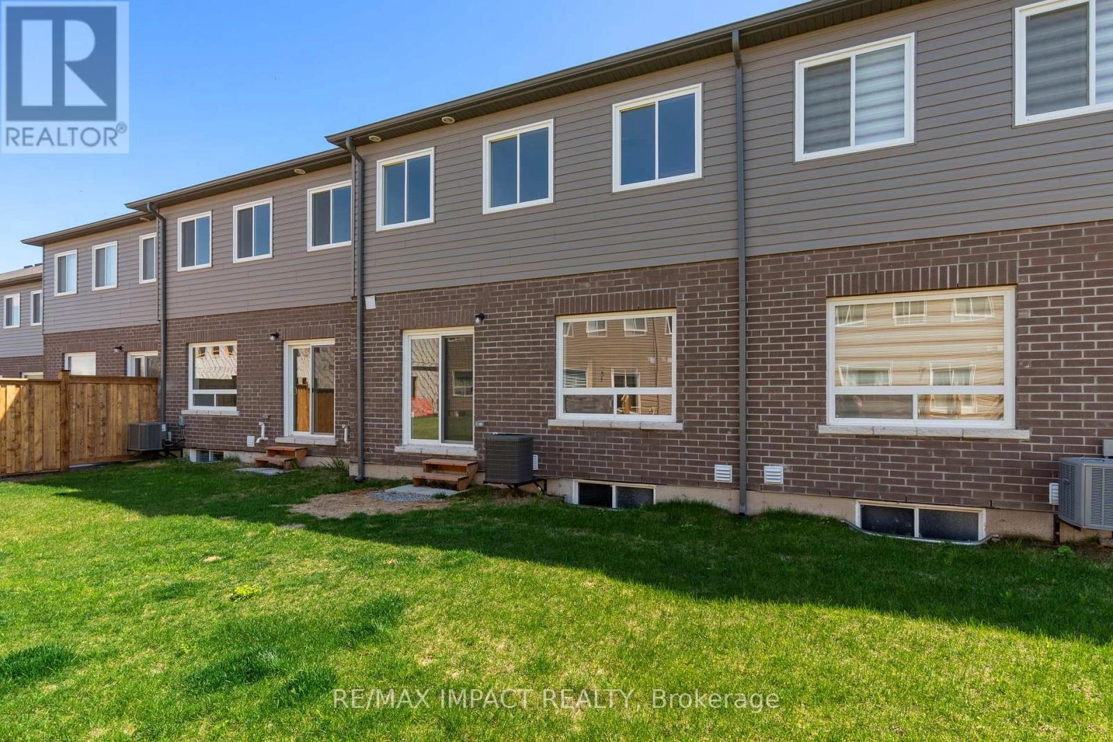 477 Hayward Street, Cobourg, Ontario  K9A 3N5 - Photo 3 - X12275826