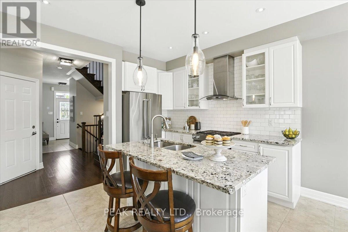 2508 Standardbred Drive, Oshawa, Ontario  L1L 0J1 - Photo 2 - E12270645
