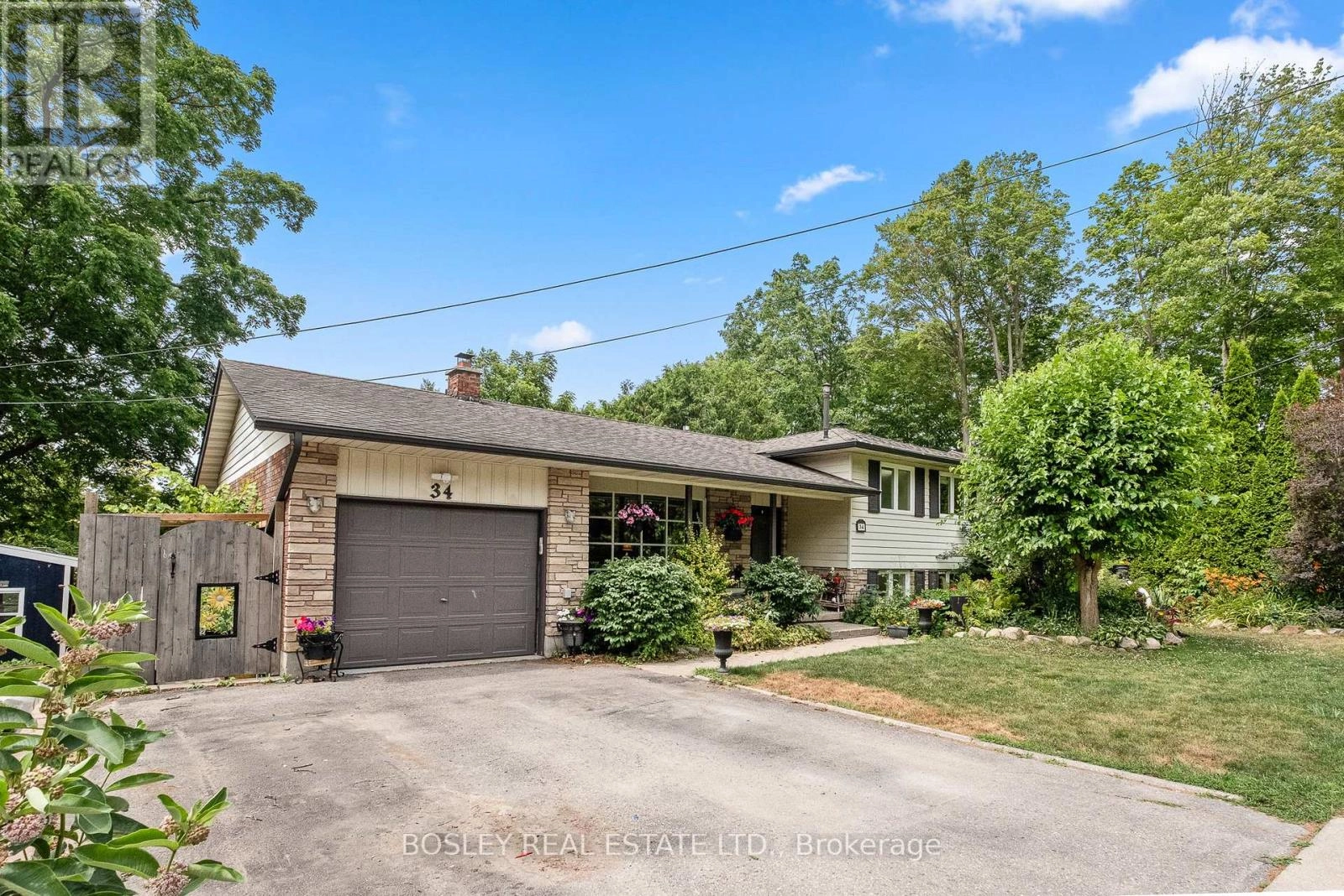 34 Martha Street, Port Hope, Ontario  L1A 2Y4 - Photo 1 - X12276459