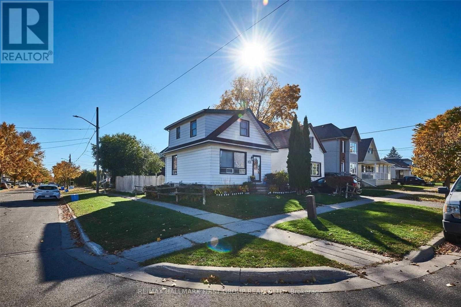 303 Pine Avenue, Oshawa, Ontario  L1J 2H5 - Photo 1 - E12276552