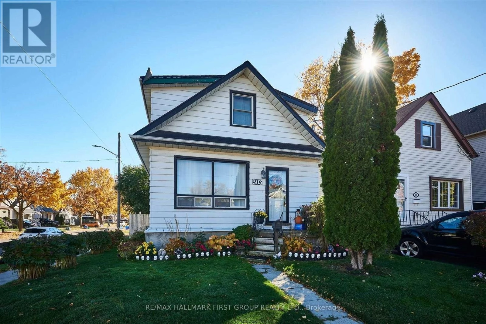 303 Pine Avenue, Oshawa, Ontario  L1J 2H5 - Photo 2 - E12276552
