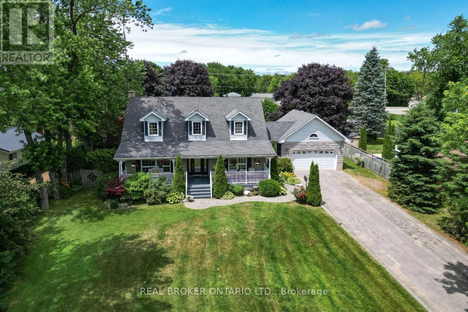 10 Brownsville Court, Clarington, Ontario  L1B 1L9 - Photo 2 - E12276634