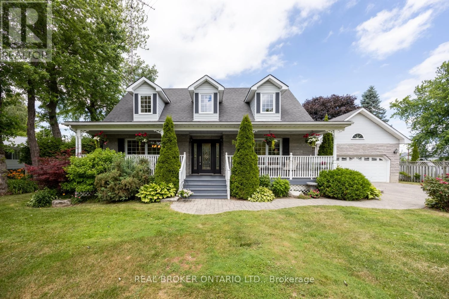 10 Brownsville Court, Clarington, Ontario  L1B 1L9 - Photo 3 - E12276634