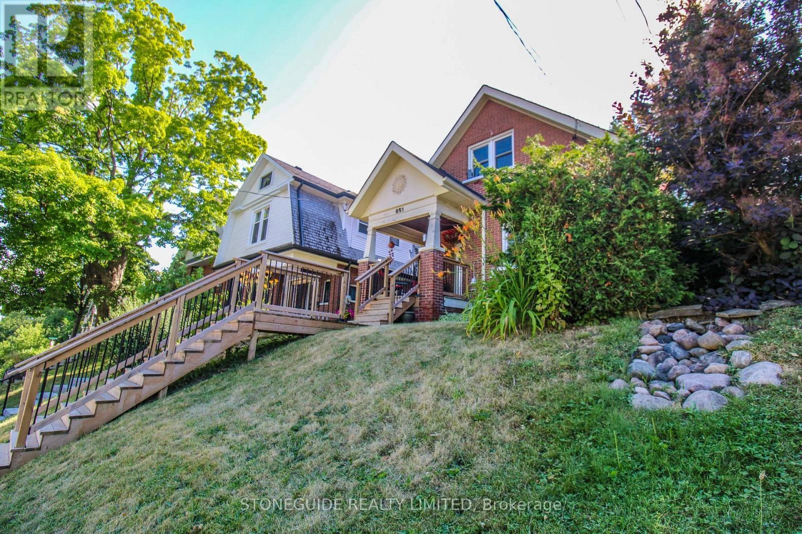 651 Aylmer Street, Peterborough Central, Ontario  K9H 3X3 - Photo 2 - X12277022