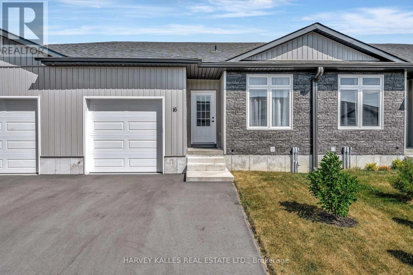 16 Dayton Court, Prince Edward County, Ontario  K0K 2T0 - Photo 1 - X12277292