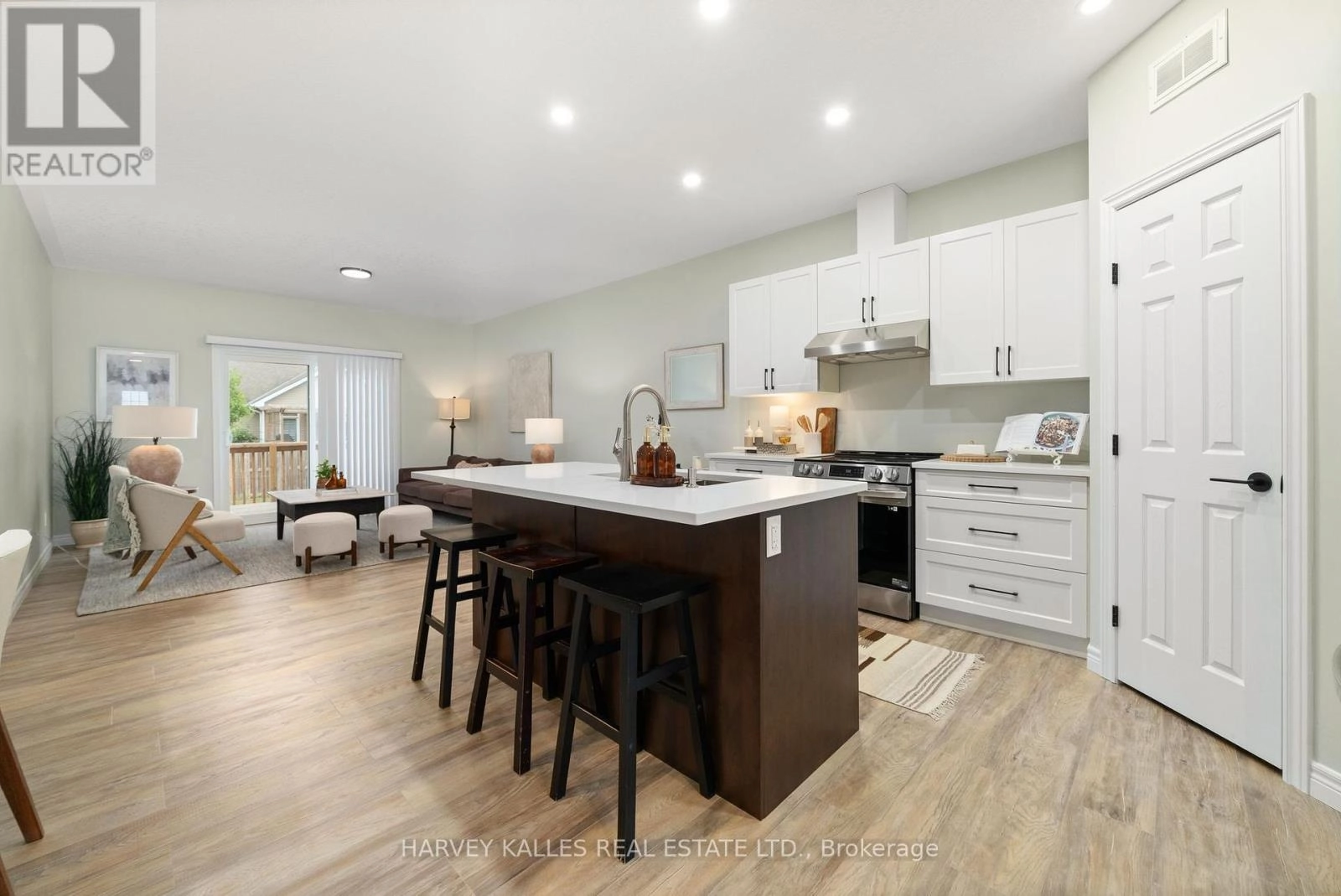 16 Dayton Court, Prince Edward County, Ontario  K0K 2T0 - Photo 3 - X12277292