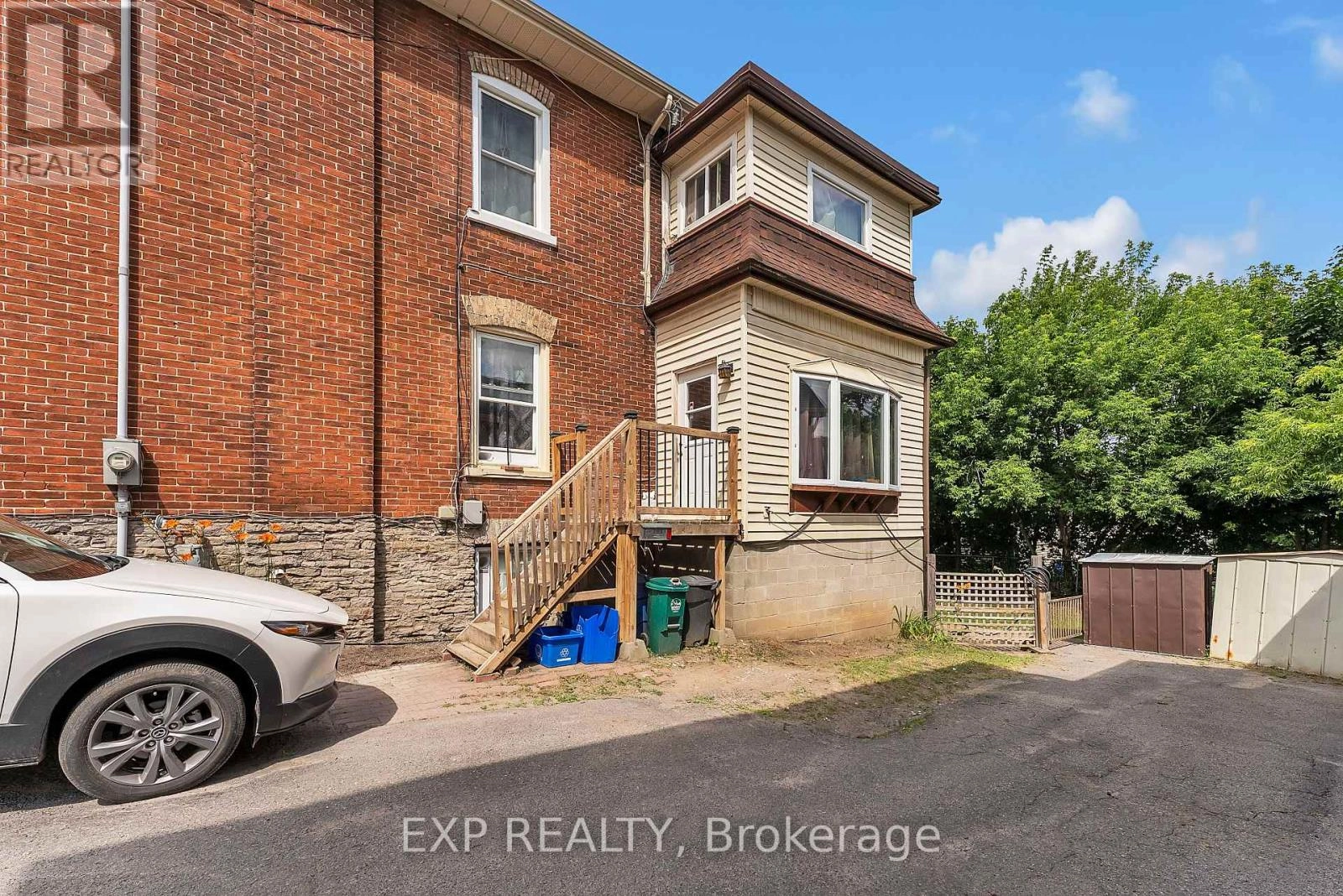 44 Catharine Street, Belleville, Ontario  K8P 1L5 - Photo 3 - X12277455