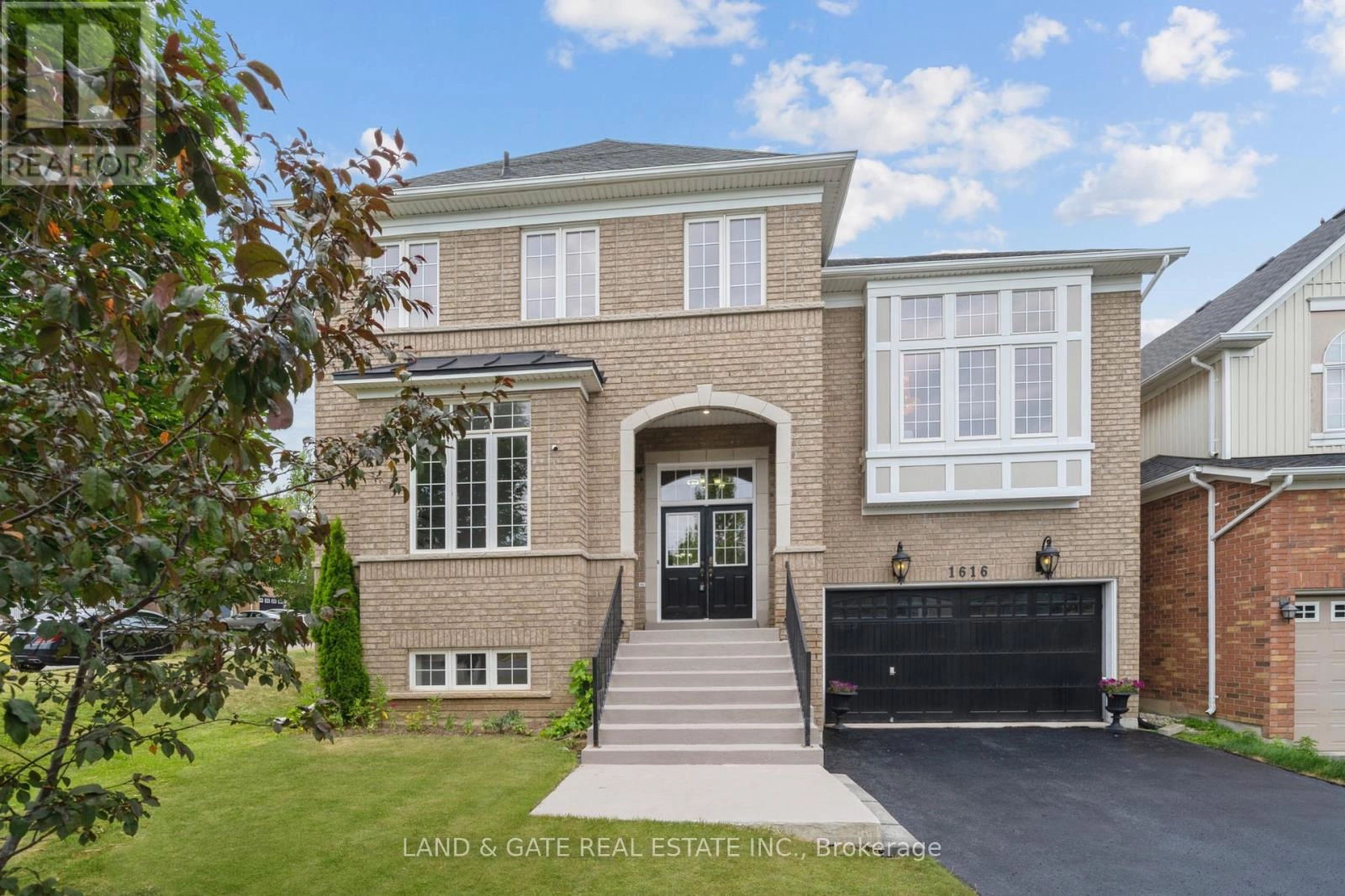 1616 Docking Court, Oshawa, Ontario  L1K 0H3 - Photo 2 - E12277386