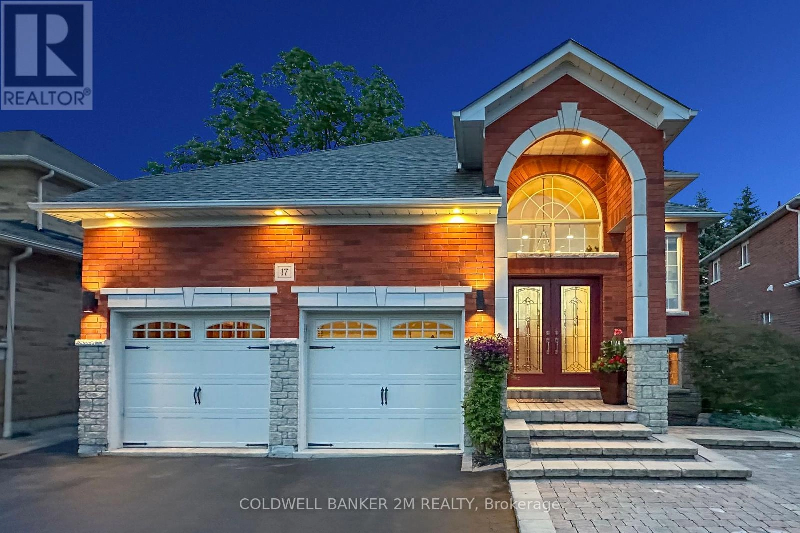 17 Mac Carl Crescent, Whitby, Ontario  L1R 2T7 - Photo 1 - E12278451