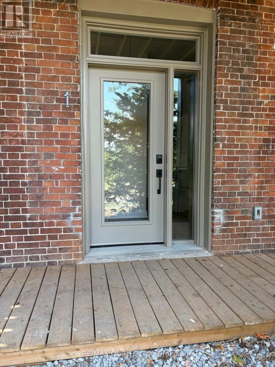 1 - 22 Mcgill Street, Quinte West, Ontario  K8V 3J2 - Photo 2 - X12278706