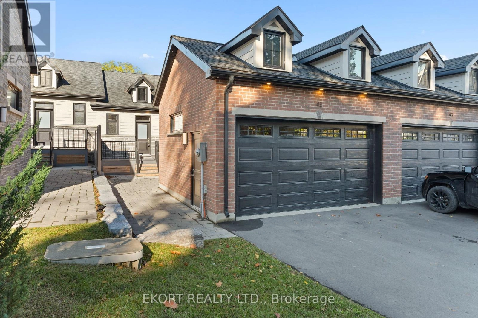 45 Bentley Crescent, Prince Edward County, Ontario  K0K 2T0 - Photo 1 - X12119463
