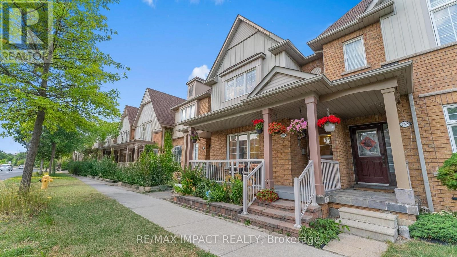 740 Bur Oak Avenue, Markham, Ontario  L6E 1R2 - Photo 2 - N12279042