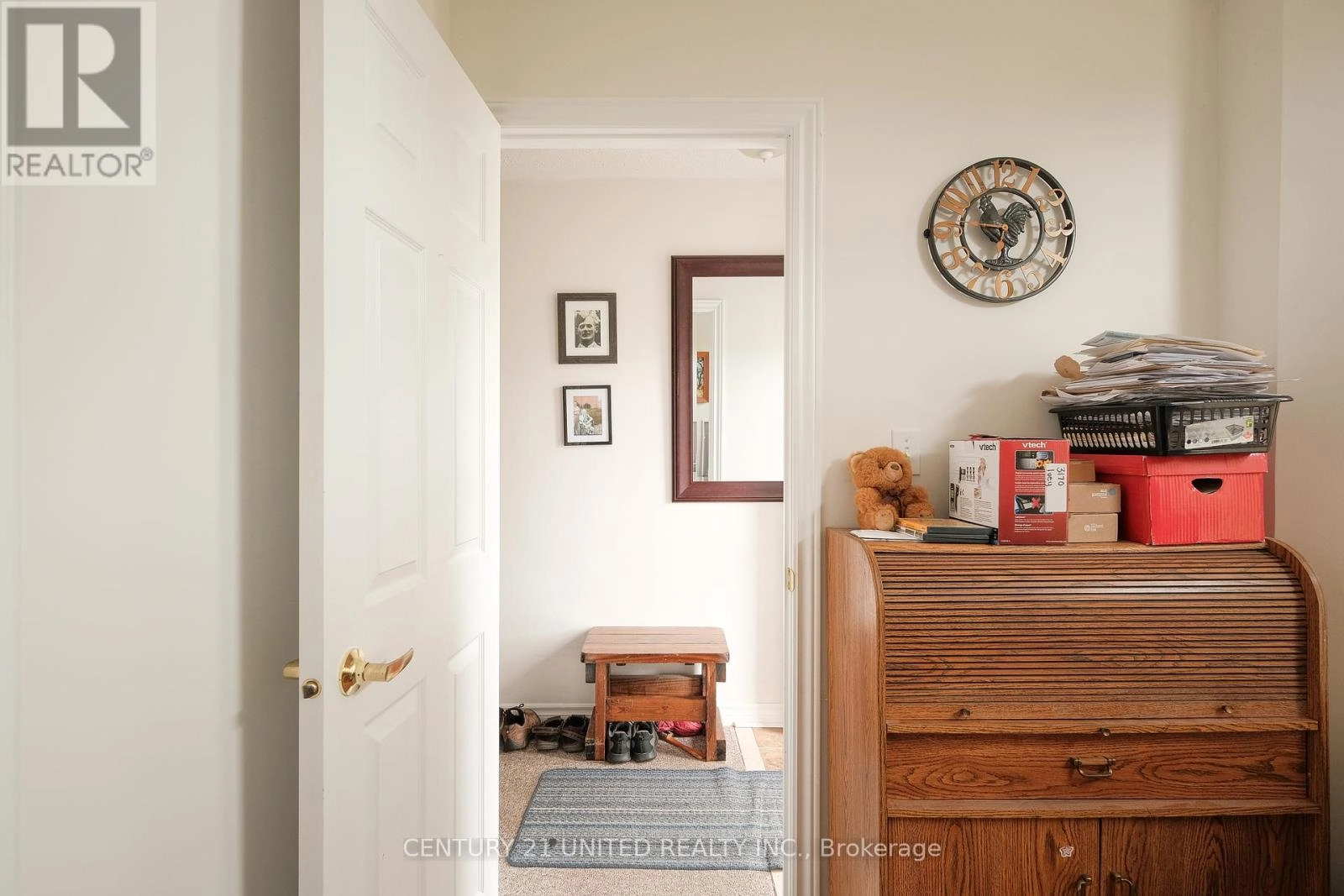 569 Garbutt Terrace, Peterborough North, Ontario  K9H 7S9 - Photo 3 - X12279055