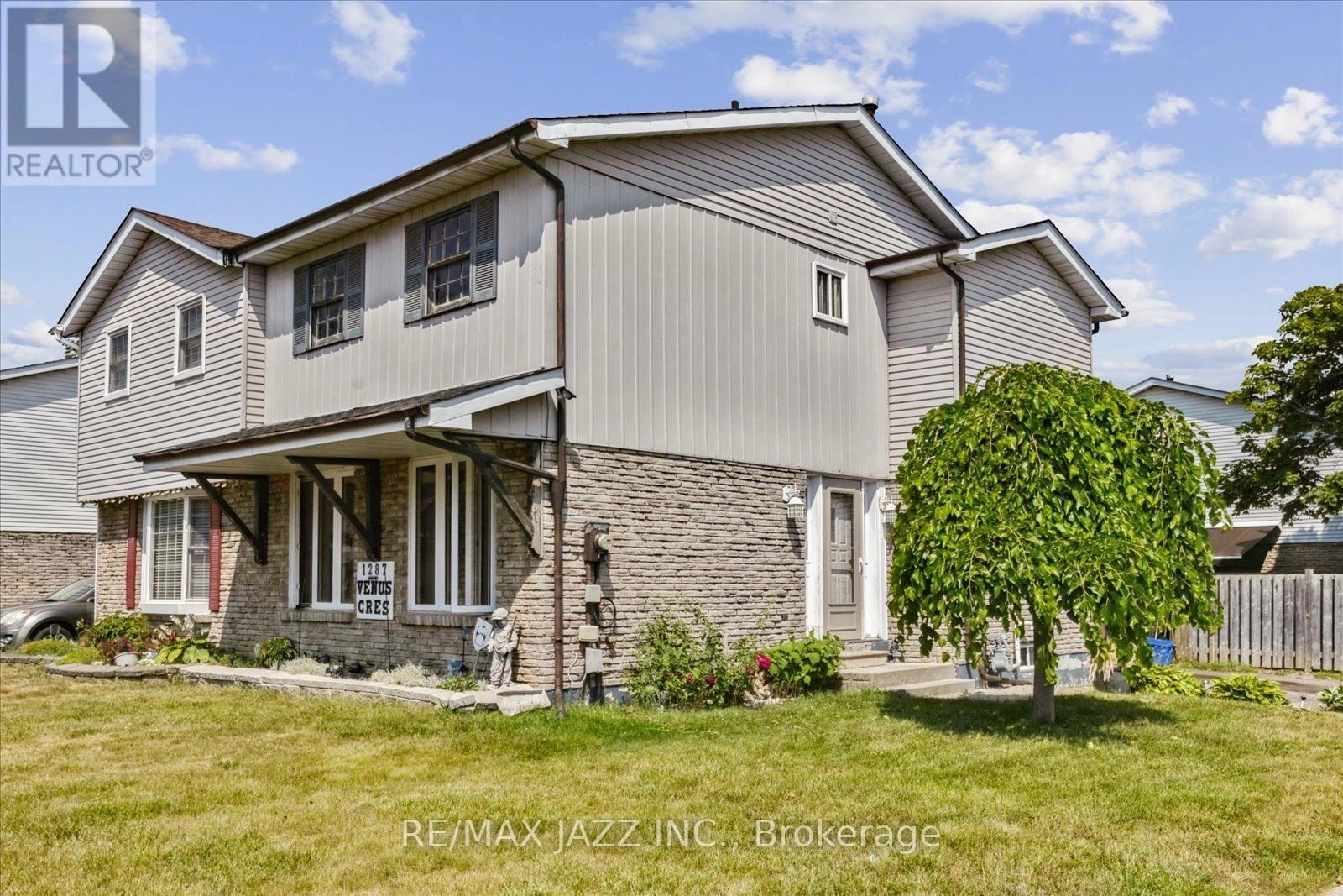 1287 Venus Crescent, Oshawa, Ontario  L1J 6E3 - Photo 2 - E12279352