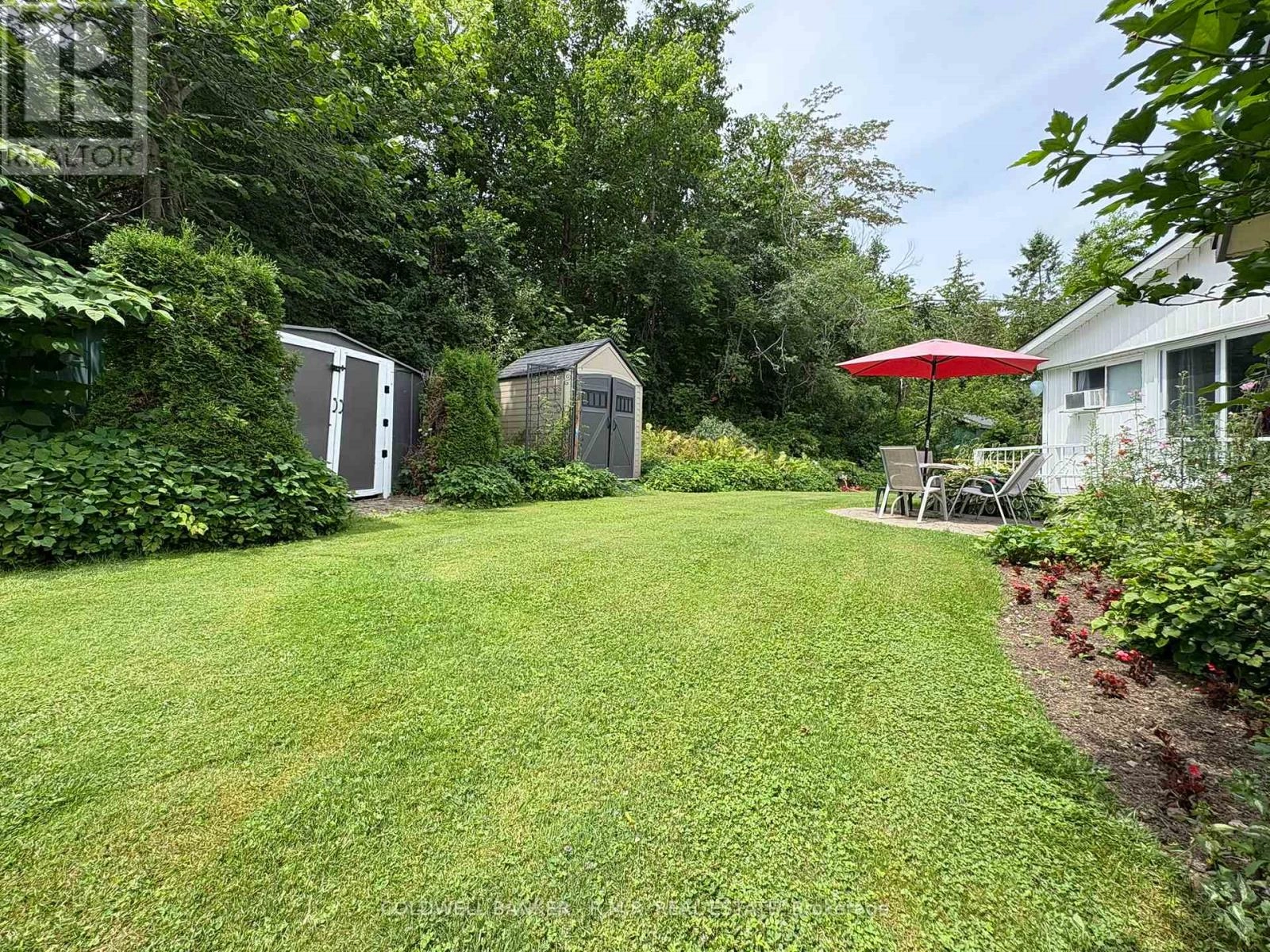 2 Hill Street, Kawartha Lakes, Ontario  K9V 0H5 - Photo 3 - X12279400