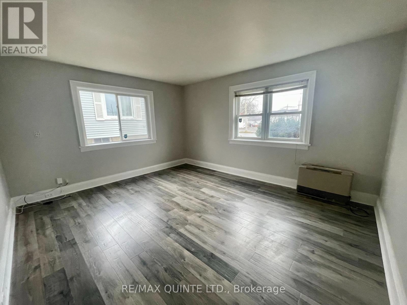 322 Coleman Street, Belleville, Ontario  K8P 3J2 - Photo 3 - X12279526