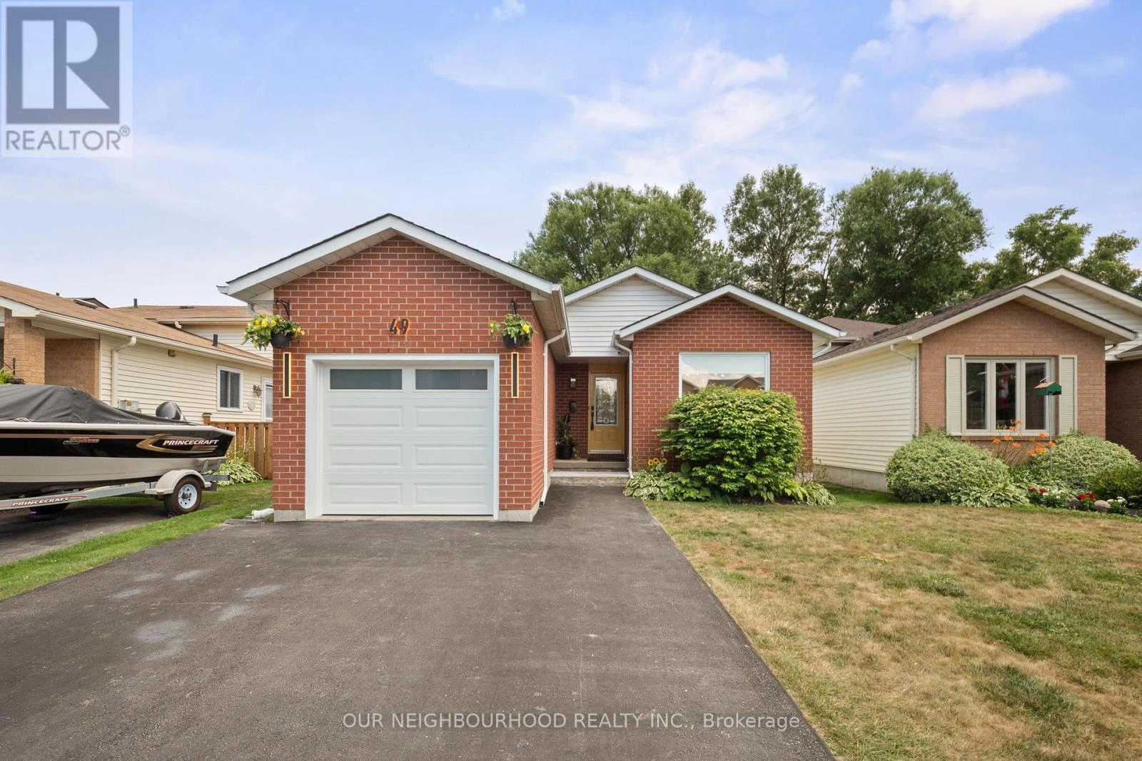 49 Quinlan Drive, Port Hope, Ontario  L1A 4H3 - Photo 2 - X12279595