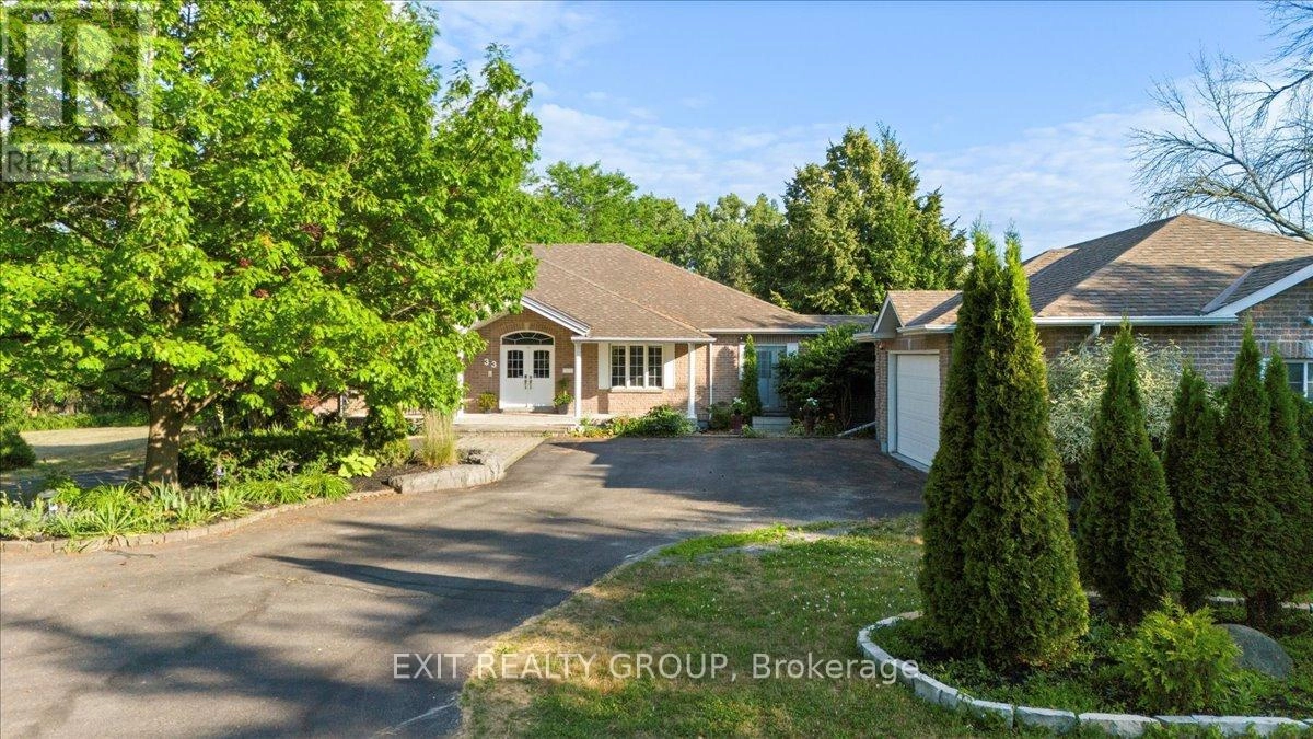 33 Carrying Place Road, Quinte West, Ontario  K8V 3E6 - Photo 1 - X12280046