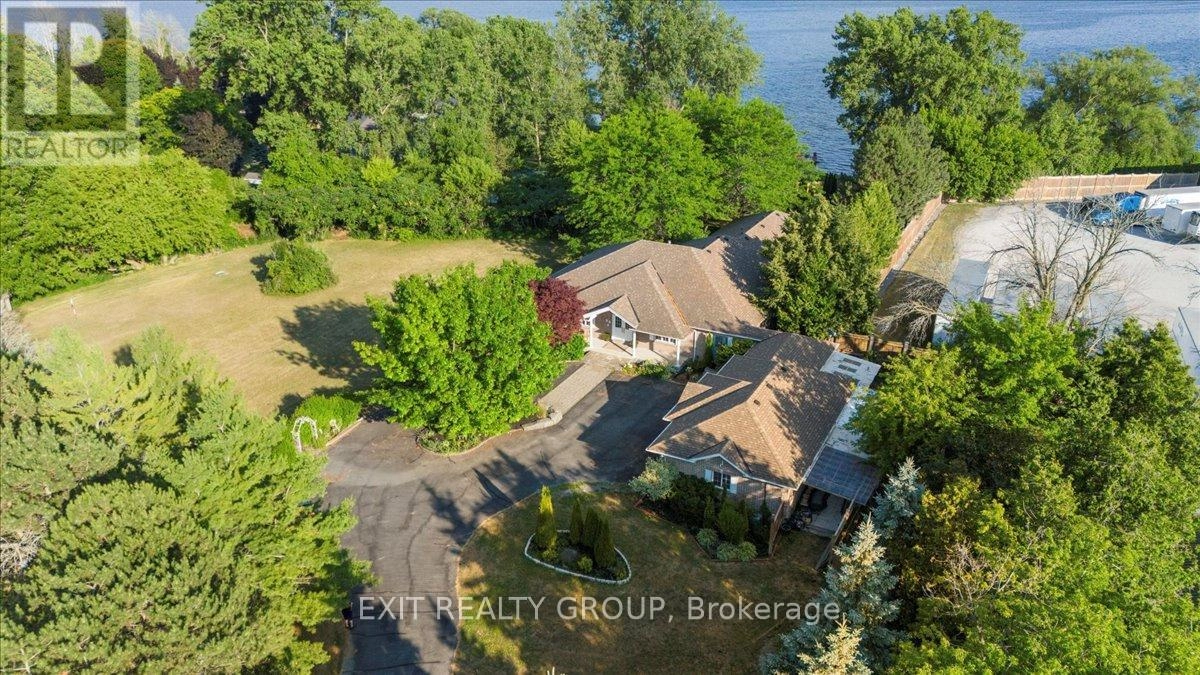 33 Carrying Place Road, Quinte West, Ontario  K8V 3E6 - Photo 2 - X12280046