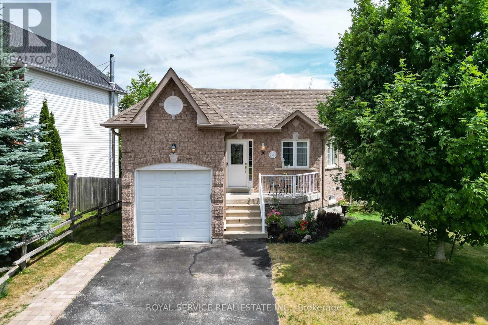 30 Brookside Street, Cavan Monaghan, Ontario  L0A 1G0 - Photo 2 - X12280830