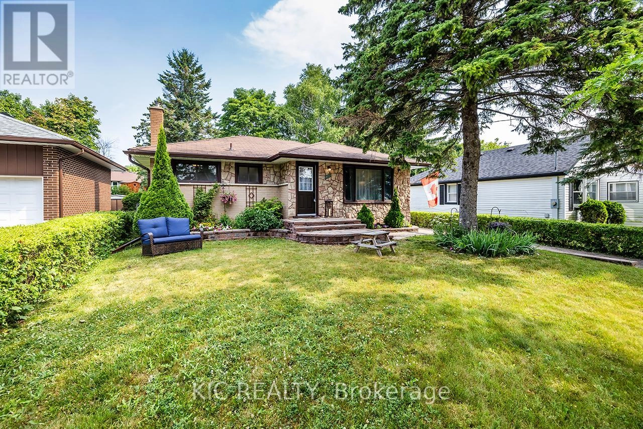 100 Kawartha Avenue, Oshawa, Ontario  L1H 3Y9 - Photo 2 - E12282332