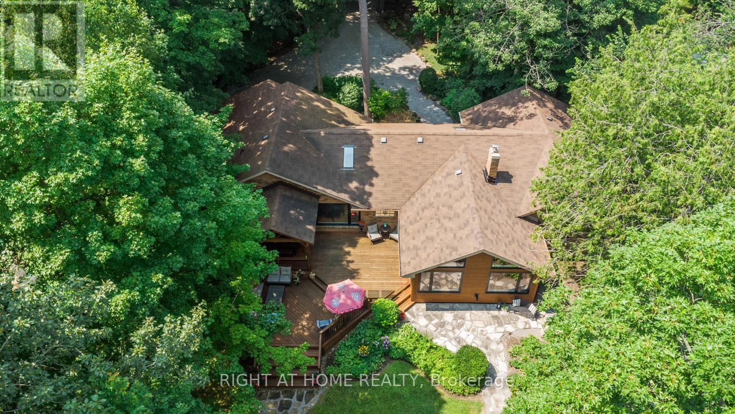 60 Mcgregor Drive, Kawartha Lakes, Ontario  K0M 1A0 - Photo 2 - X12282635