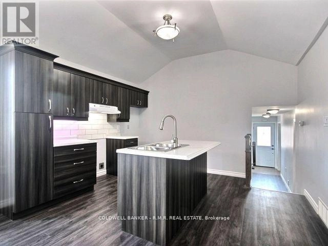 394 Ontario Street, Cobourg, Ontario  K9A 3B8 - Photo 3 - X12282638