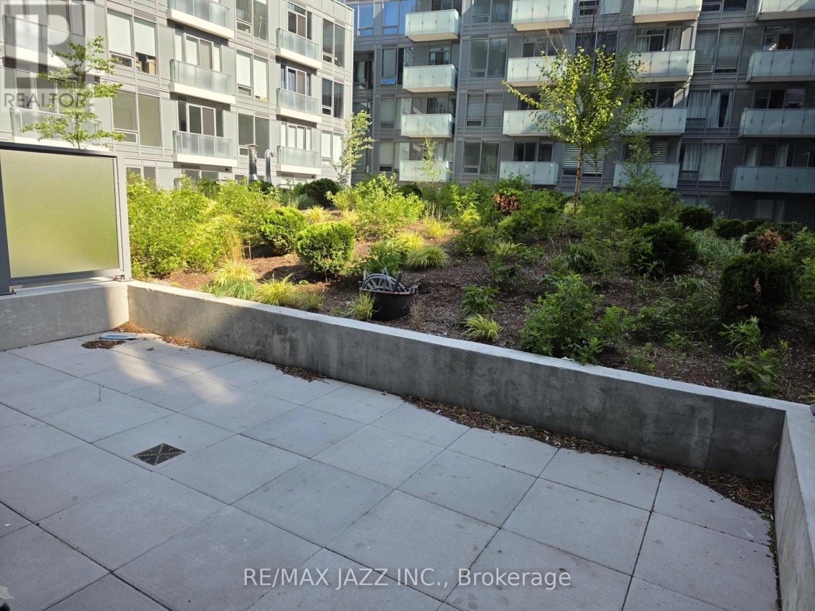 334 - 7 Golden Lion Heights, Toronto, Ontario  M2M 0C1 - Photo 1 - C12282930