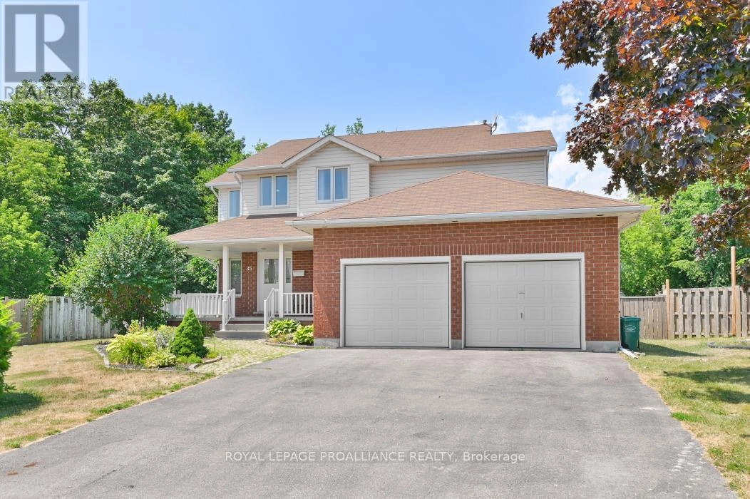 35 Loraine Avenue, Quinte West, Ontario  K8V 6R4 - Photo 1 - X12283340