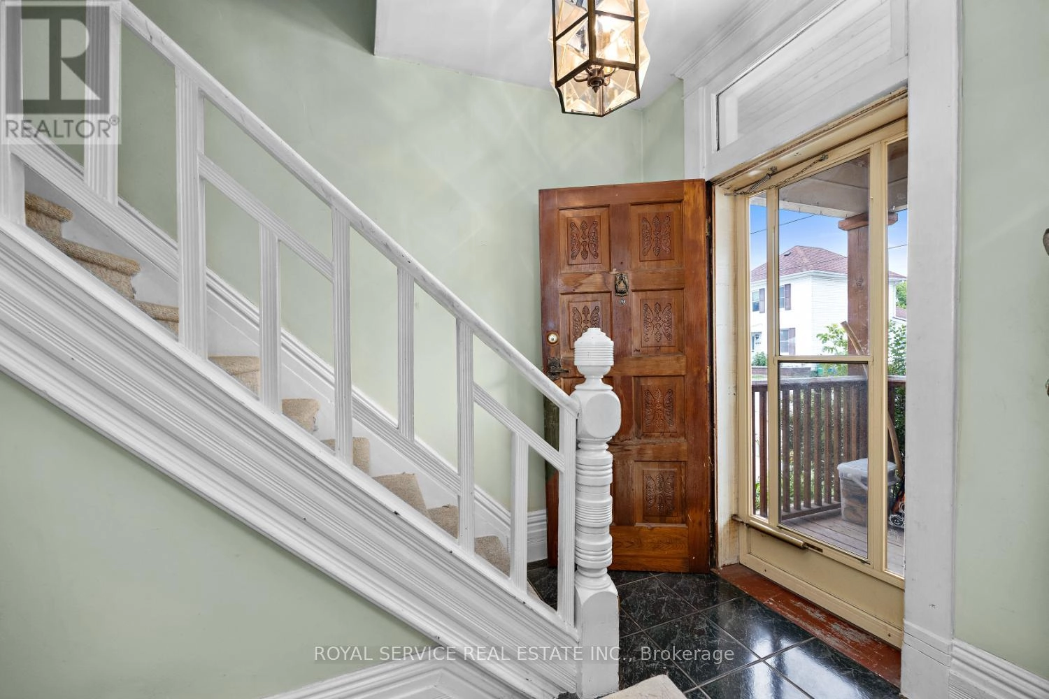 483 Parnell Street, Peterborough Central, Ontario  K9J 4J3 - Photo 2 - X12283379