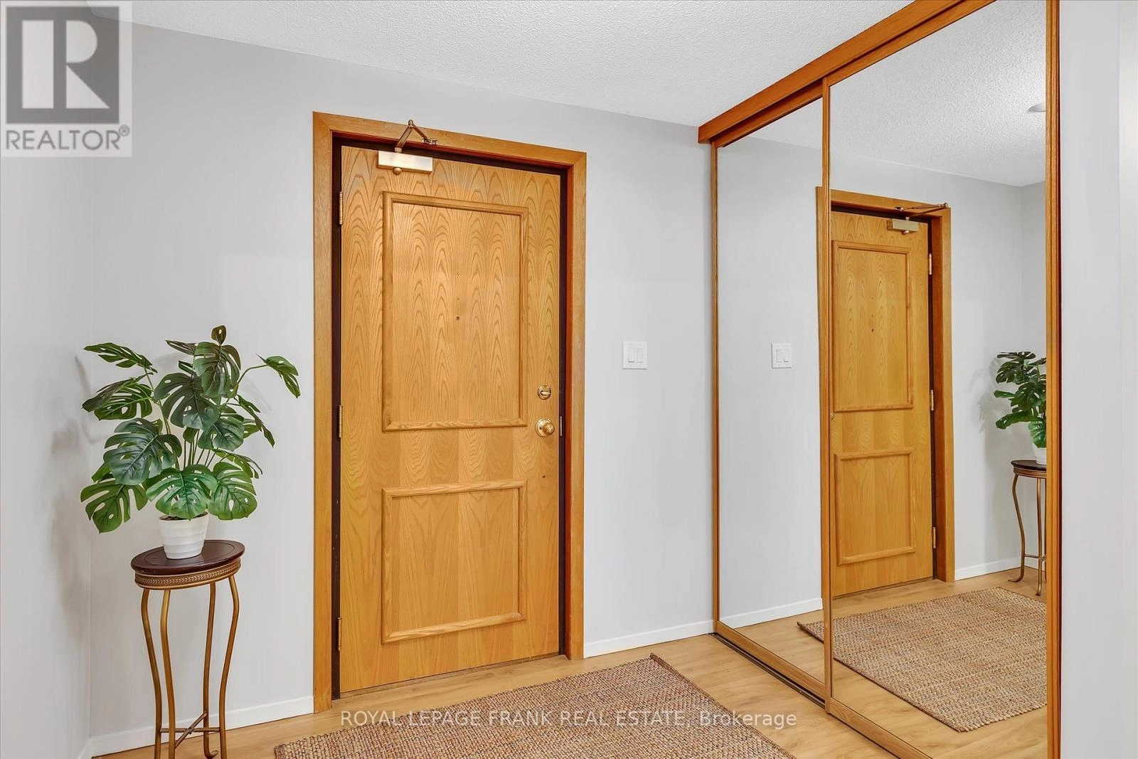 8 - 645 Whitaker Street, Peterborough East, Ontario  K9H 7L5 - Photo 3 - X12283913