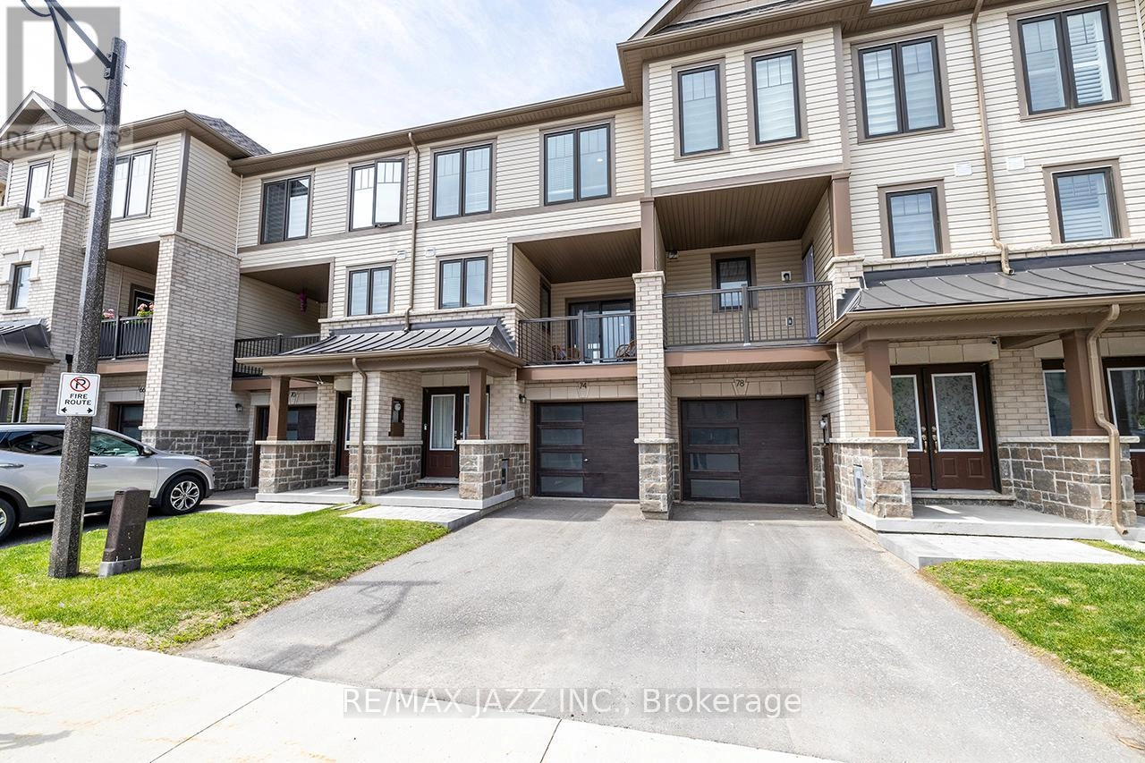 74 Ambereen Place, Clarington, Ontario  L1C 7H5 - Photo 3 - E12283992