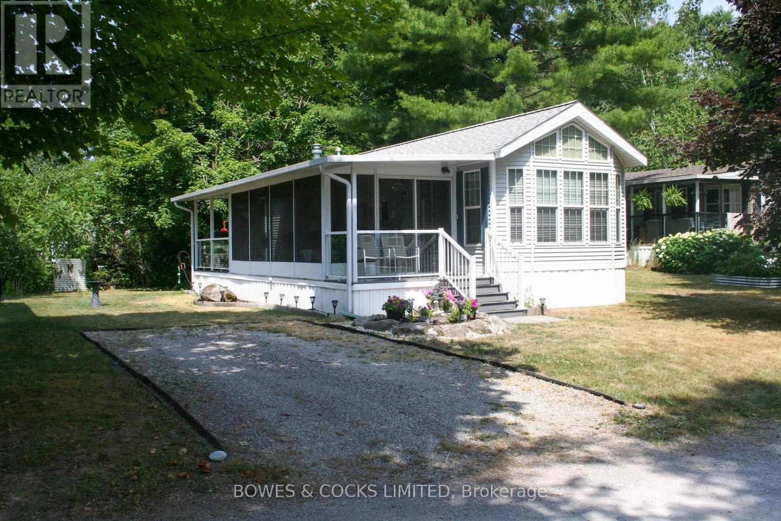 2 Rockhaven-Pioneer Point, Selwyn, Ontario  K0L 2H0 - Photo 2 - X12284114