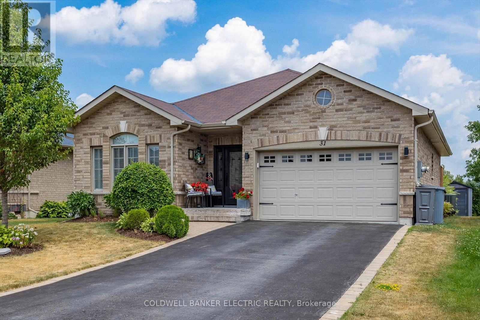 31 Old Trafford Drive, Trent Hills, Ontario  K0L 1Y0 - Photo 1 - X12284138