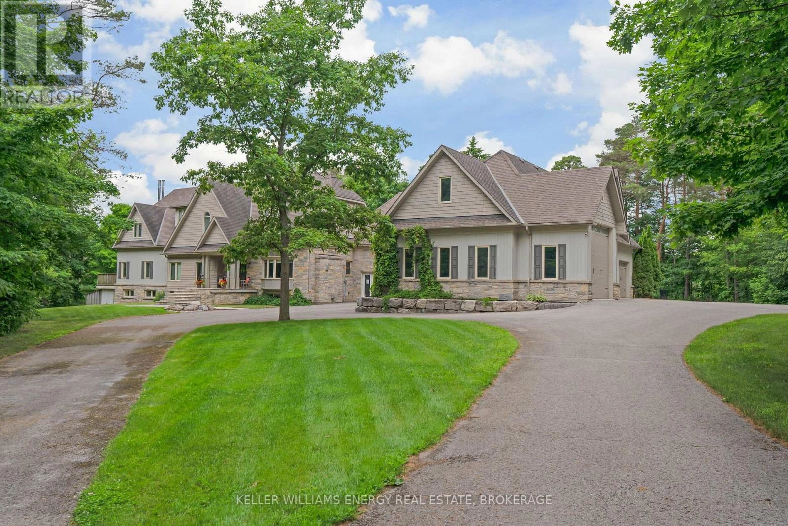 16262 Mccowan Road, Whitchurch-Stouffville, Ontario  L4A 2T2 - Photo 1 - N12199590