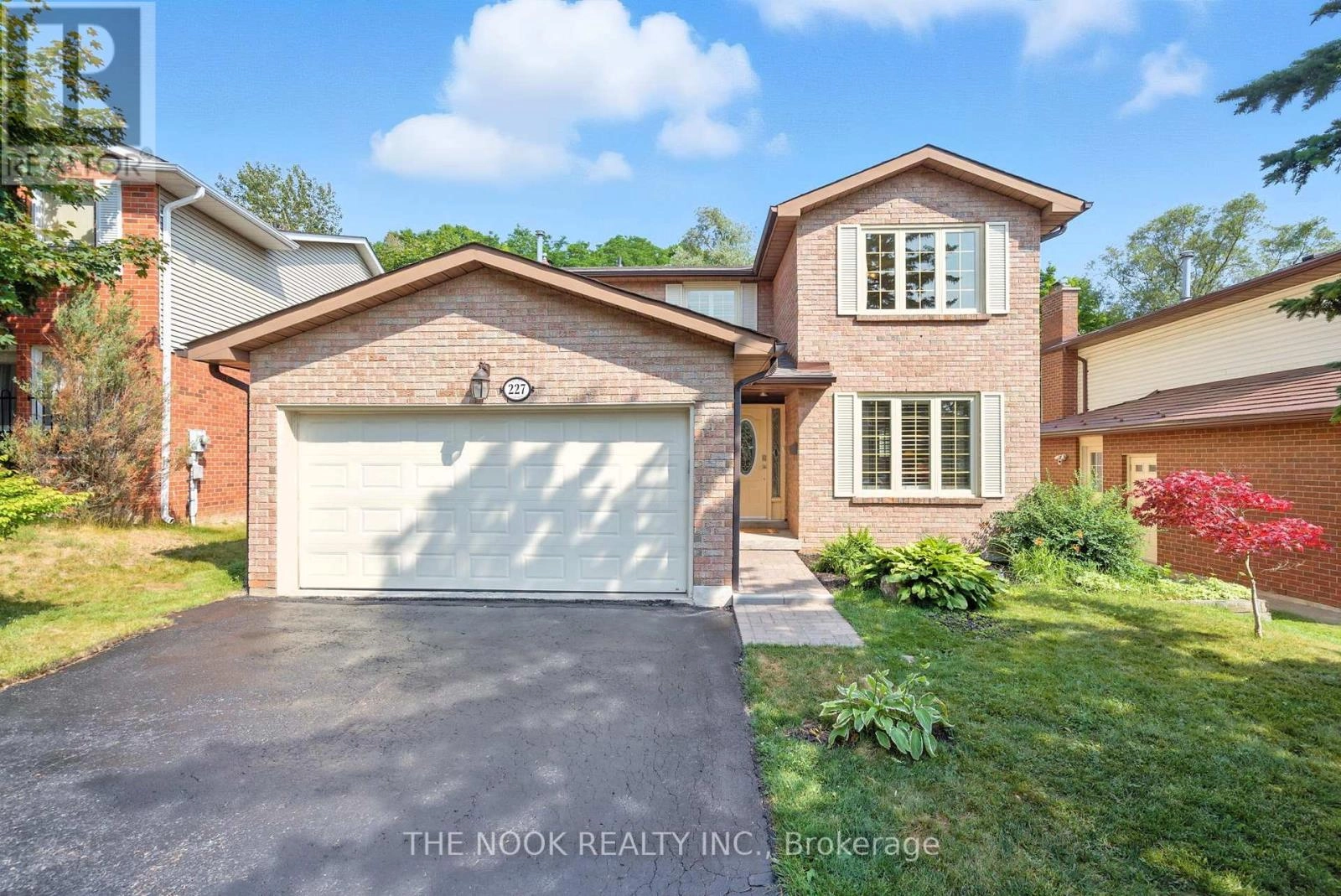 227 Blue Heron Drive, Oshawa, Ontario  L1G 6X7 - Photo 1 - E12284661