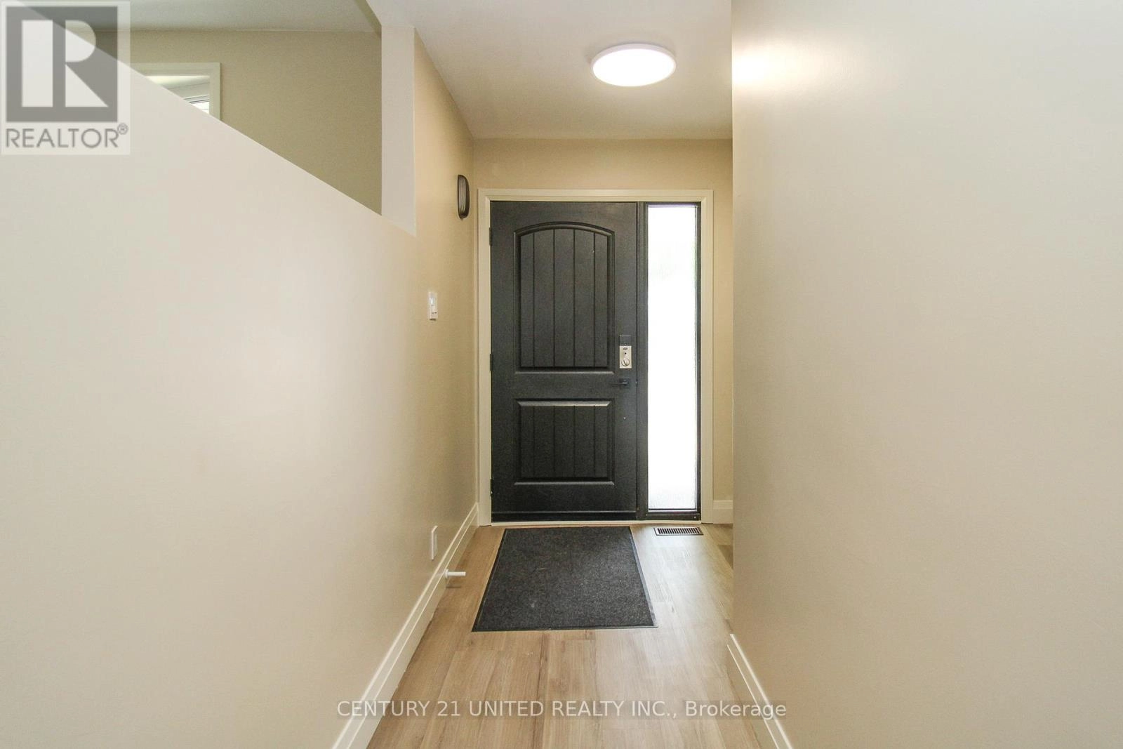 594 Saugeen Crescent, Peterborough South, Ontario  K9J 1K1 - Photo 3 - X12285021