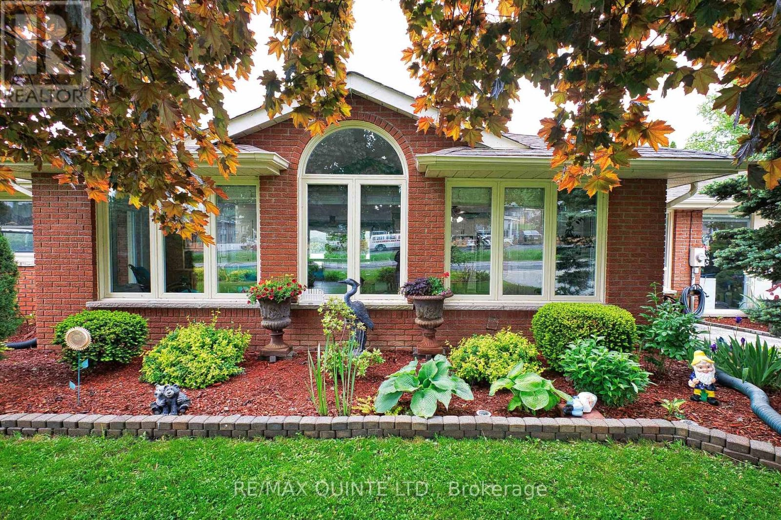511 Frankford-Stirling Road, Quinte West, Ontario  K0K 2C0 - Photo 3 - X12285237