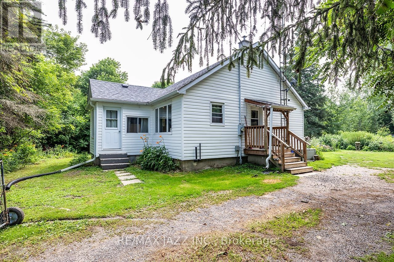 3655 Ganaraska Road, Port Hope, Ontario  L0A 1B0 - Photo 2 - X12285459