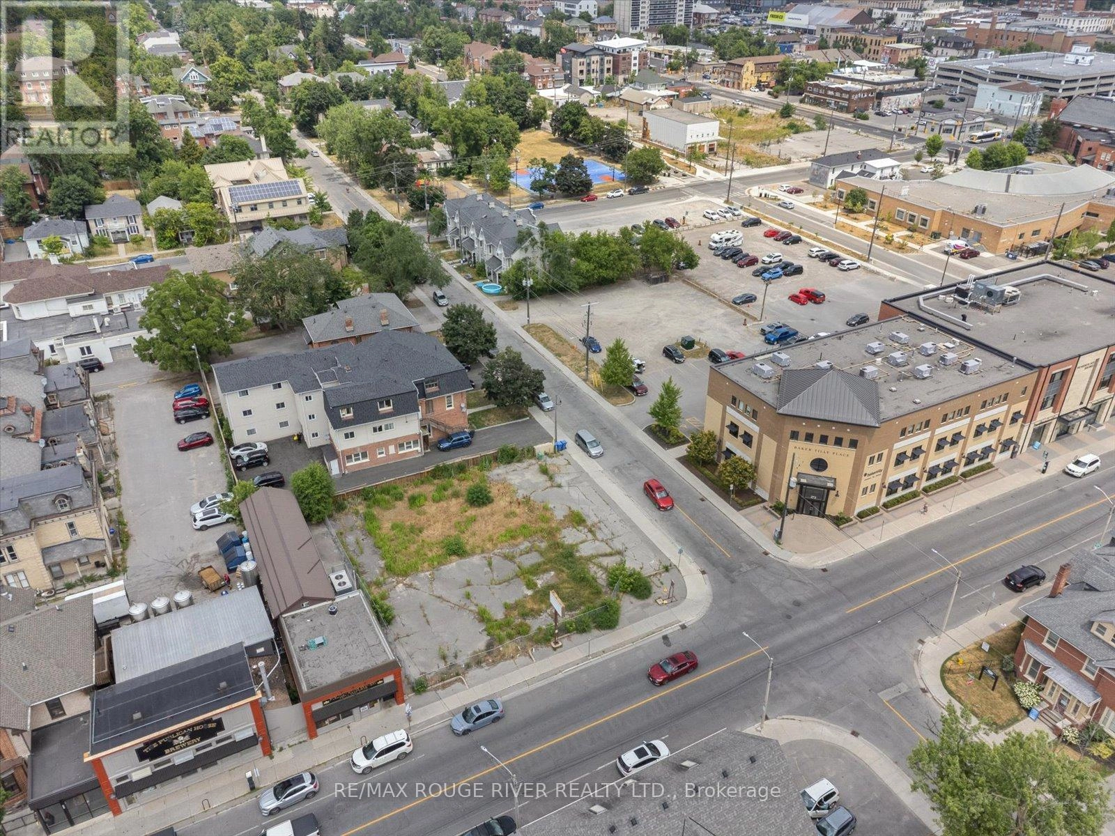 288 Charlotte Street, Peterborough Central, Ontario  K9J 2V5 - Photo 2 - X12278465