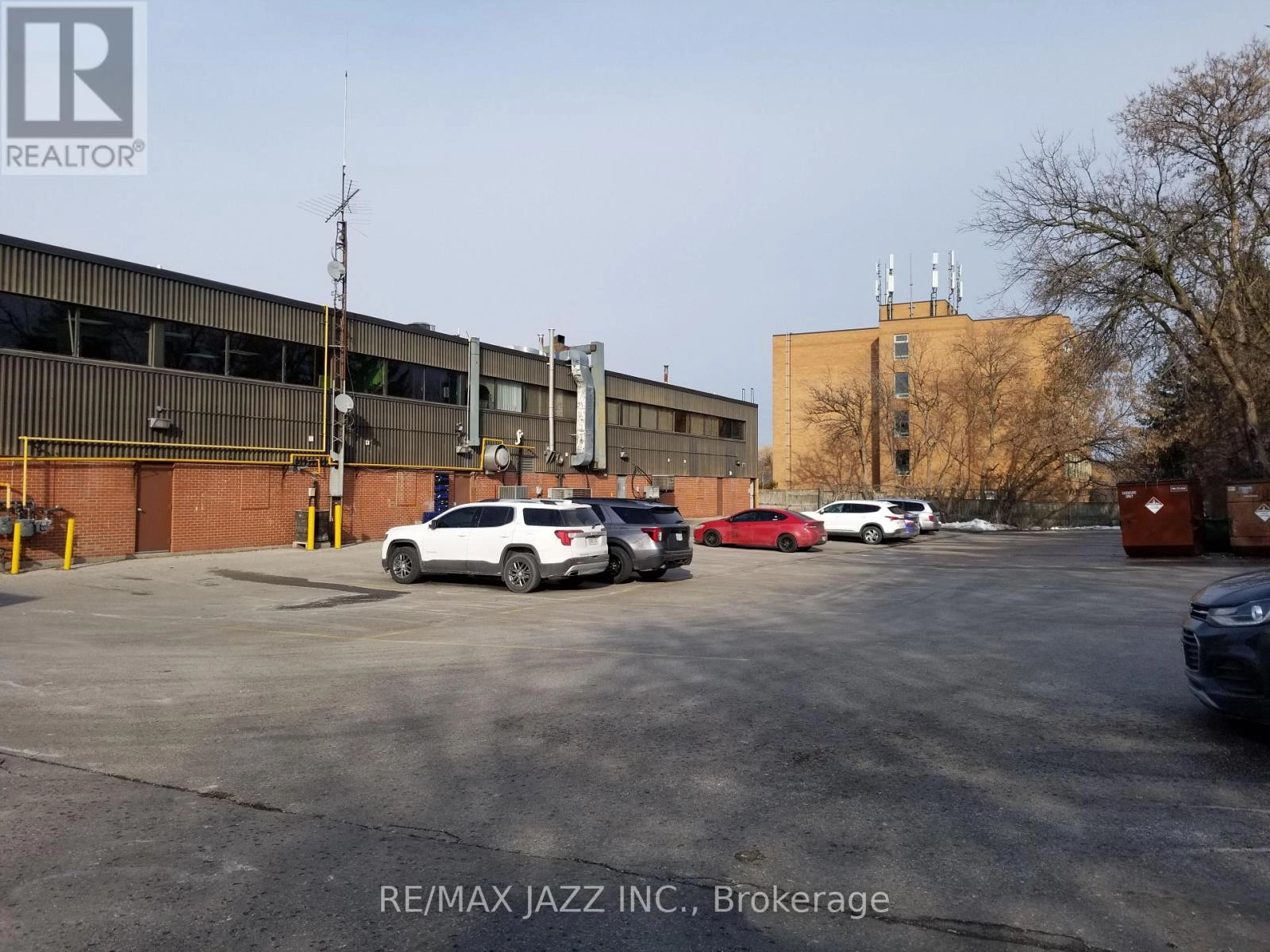 201 - 633 King Street E, Oshawa, Ontario  L1H 1G3 - Photo 2 - E12285153